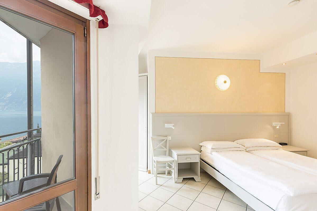 לימונה סול גרדה Hotel Garda Bellevue מראה חיצוני תמונה