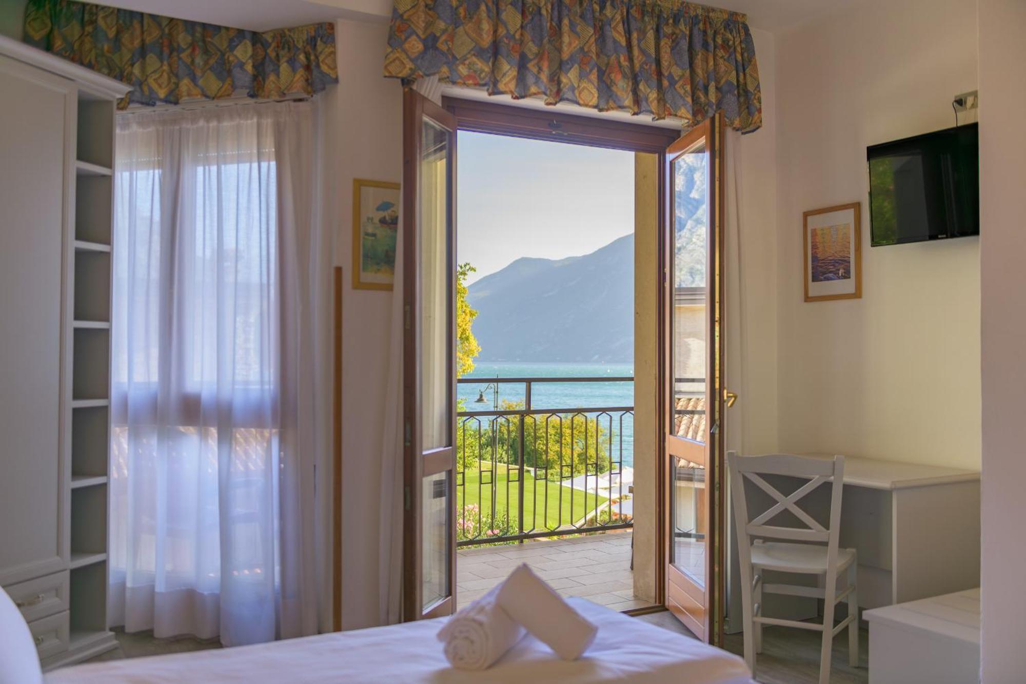 לימונה סול גרדה Hotel Garda Bellevue מראה חיצוני תמונה