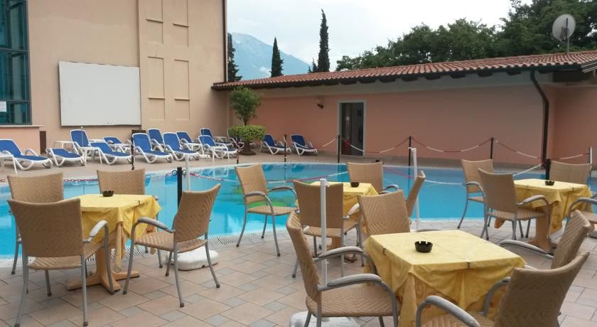 לימונה סול גרדה Hotel Garda Bellevue מראה חיצוני תמונה